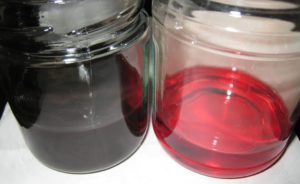 oil samples show dirty vs. clean oil